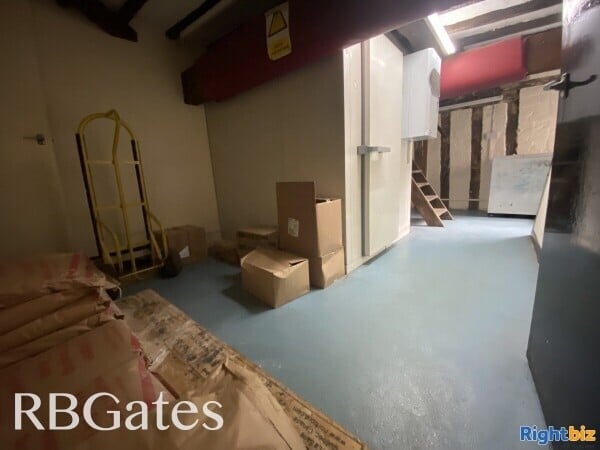 Freehold Property - Fried Chicken Business For Sale 20AB255 Photo 7
