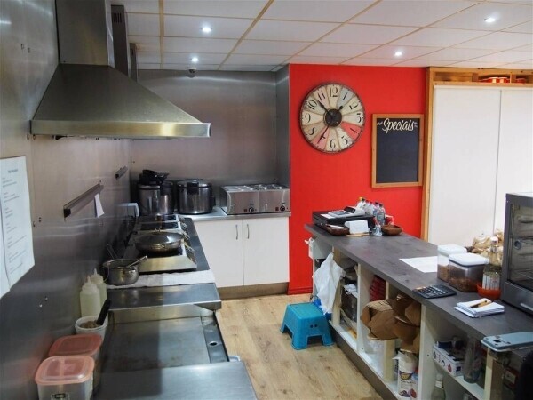 Restaurants For Sale in Elland Photo 7