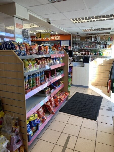 Well Presented High Turnover Profitable Business Fantastic Location - Freehold Option Available Photo 7