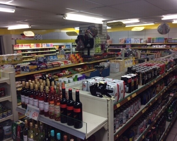 LARGE FREEHOLD POST OFFICE, STORES & 7 BED ACOMMODATION FOR SALE Photo 6