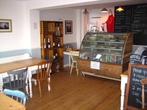 Leasehold Cafe Located In Sennen Cove Photo 7