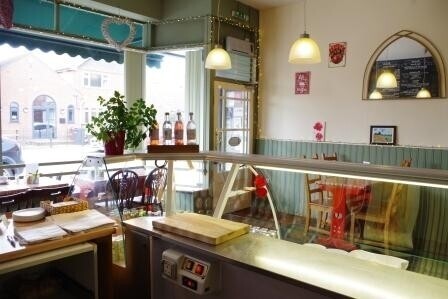 A Lovely Coffee Shop in the centre of Bottesford, Leicestershire. 'For Sale'. Photo 7