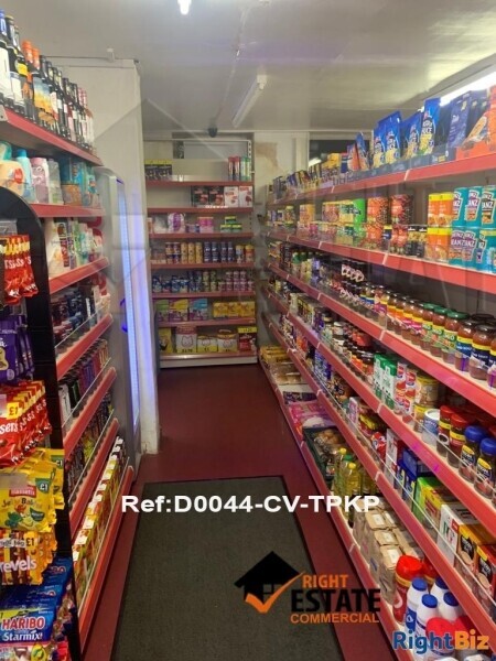 Off licence with Post Office and three bedroom flat above lease for sale Photo 7