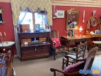 French Antique Furniture Dealer Located In Wootton Wawen Photo 7