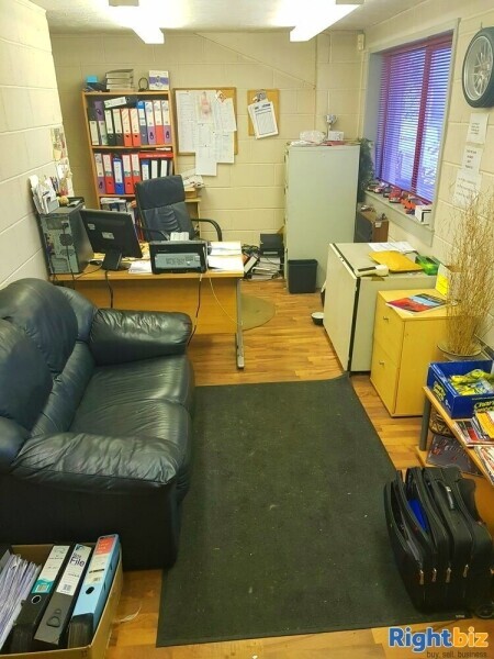 Freehold: Established Car Saab Specialist Garage and Mot testing Centre in Prime Location Photo 7