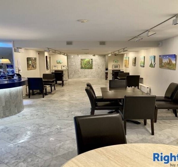Well established cafe/bistro for sale. Photo 7