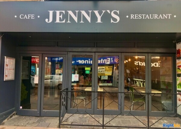 Busy Cafe/Restaurant for sale (120 seats), located on high street, with a large 2 bedroom flat Photo 7
