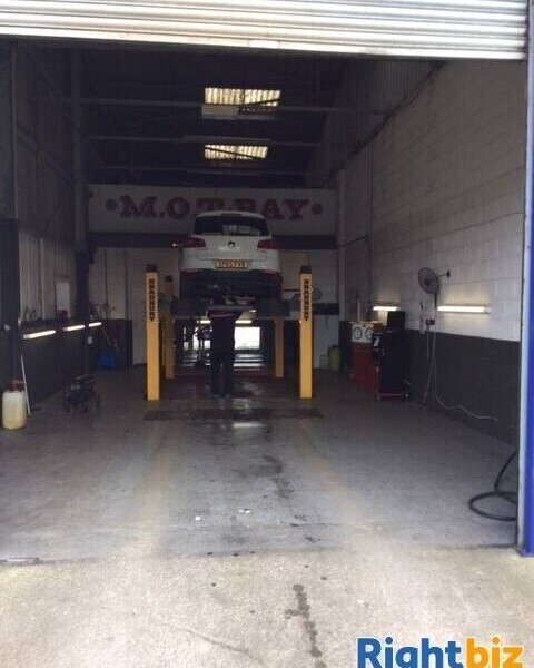 A HIGHLY REPUTABLE MOT STATION & SERVICING PROVIDER Photo 7