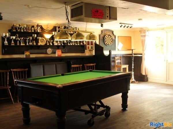 SUFFOLK - 13 YEAR LEASE COMMUNITY PUB W/ TURNOVER CIRCA 260K Photo 7