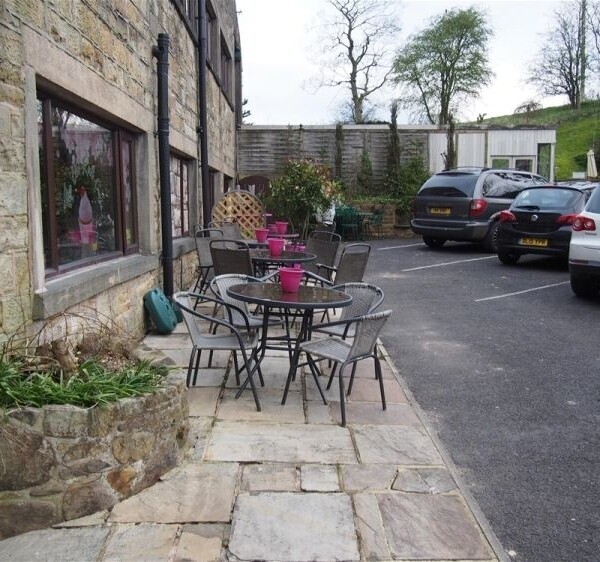 Cafe & Sandwich Bars For Sale in Colne Photo 7