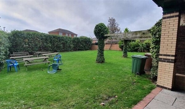 Sunderland Freehold Pub for Sale with 2-3 Bedroom Flat Photo 7