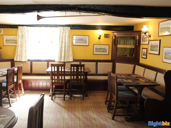 EDGE OF VALE OF BELVOIR - SPACIOUS FOOD LED PUBLIC HOUSE Photo 7