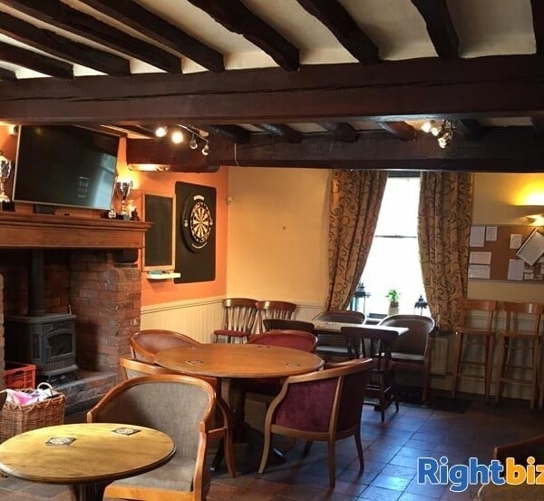 SHROPSHIRE VILLAGE Photo 7