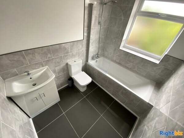 Freehold Garage +Forecourt (~22 cars) +3 Bedroom Detached Property for sale Kirkby in Ashfield Photo 7