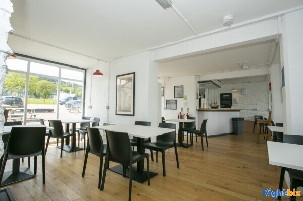 Stunning Well Positioned Cafe Lease Opportunity in Ardrisaig Photo 7