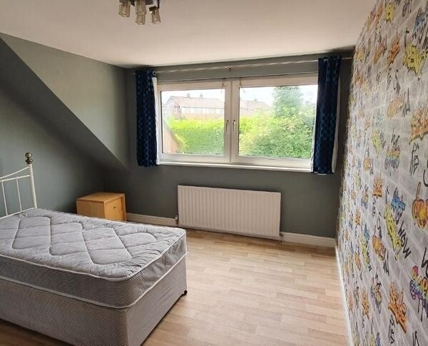 FORMER CHILDCARE FACILITY WITH 4/5 BEDS WITH C2 PLANNING (CHILDCARE) AVAILABLE ON FRI LEASE Photo 7