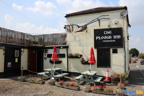 LINCOLNSHIRE - PUBLIC HOUSE Photo 7