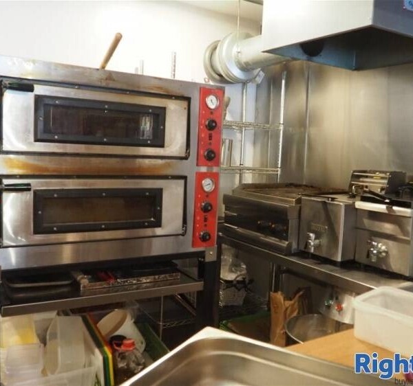 Delicatessens For Sale in Birkenshaw Photo 7