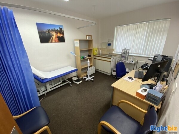 π Healthcare Facility for sale π Codsall, WV8 #healthcentre #dentalpractice #carehome #eyeclinic Photo 7