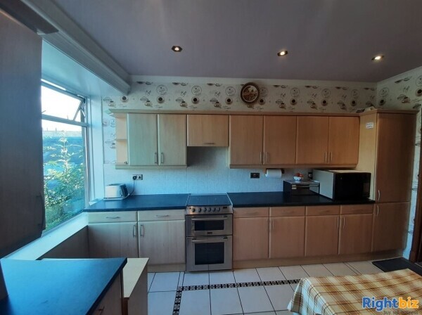 Busy convenience store, Post Office and spacious flat for sale in central Scotland Photo 7