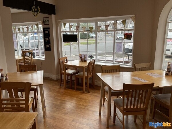 POPULAR CAFE IN PRIME LOCATION (PRICE REDUCED) Photo 7