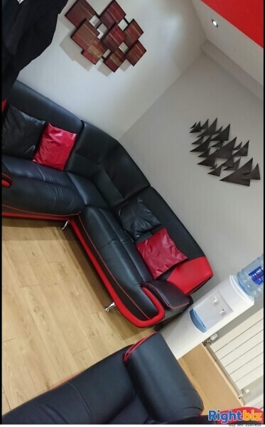 Barber chair for rent in Luton Photo 7