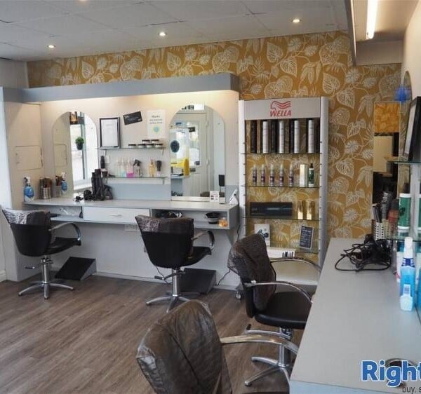 Hair Salons For Sale in Ossett Photo 7