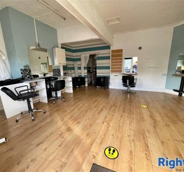Hair Salons For Sale in Liversedge Photo 7