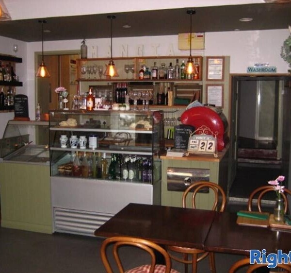 Leasehold Italian Restaurant Located In Falmouth Photo 7
