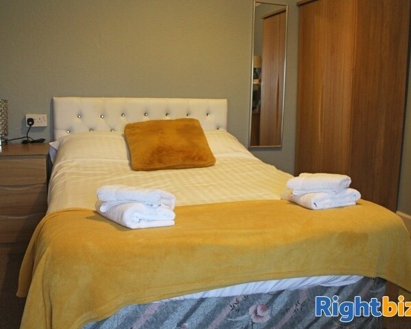 CEREDIGION - CASTLE HOTEL, LAMPETER - FORMER COACHING INN WITH 9 LETTING BEDROOMS Photo 7