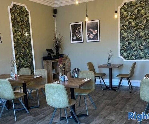 Leasehold Independent Coffee Shop Located in Retford Photo 7