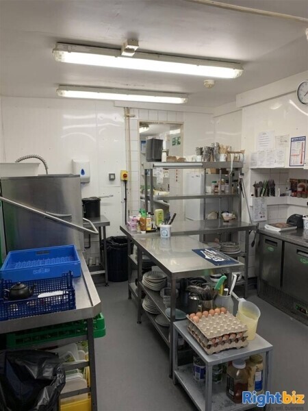Cafe & Sandwich Bars For Sale in Windermere Photo 7