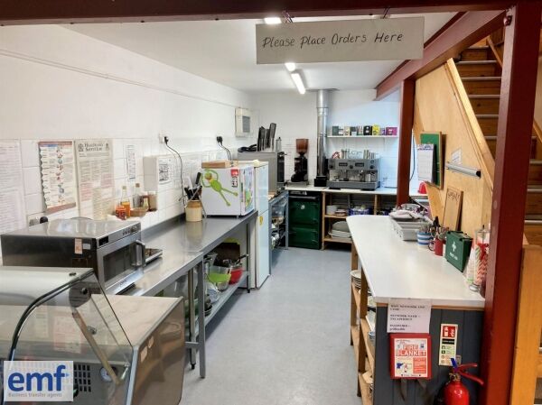 NICHE GROCERY/WHOLEFOOD STORE with CAFE Photo 7