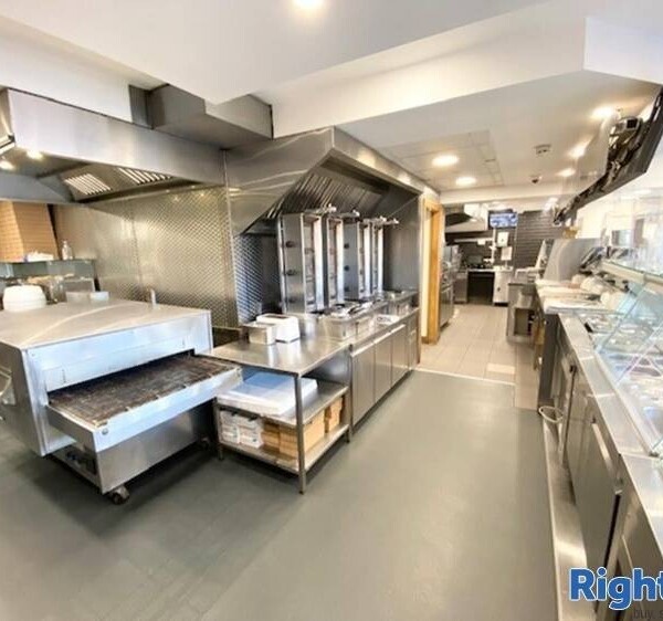 Leasehold Fish & Chip Takeaway Located In Kirkby In Ashfield Photo 7