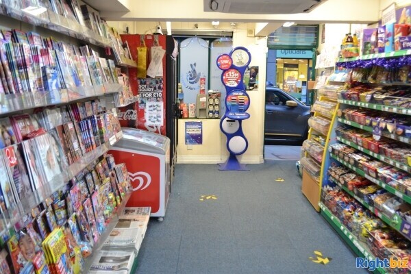 VERY BUSY NEWSAGENTS STORE, SHREWSBURY TOWN CENTRE, SY1 £15,000 per week and with accommodation Photo 6