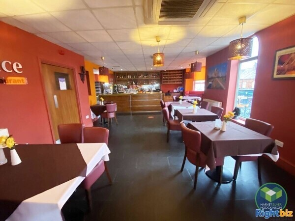 RESTAURANT: CHORLTON CUM HARDY: Photo 7