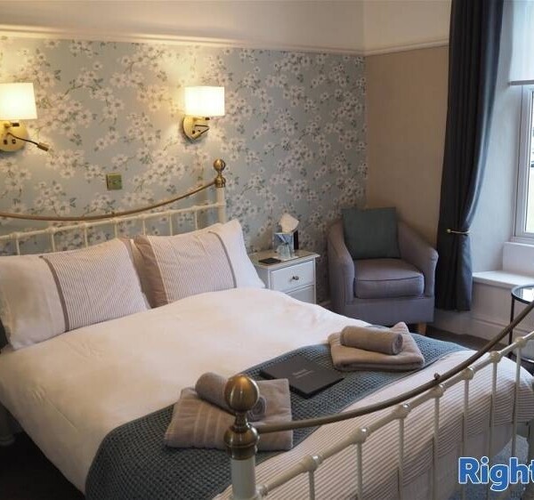 Hotels For Sale in Richmond Photo 7