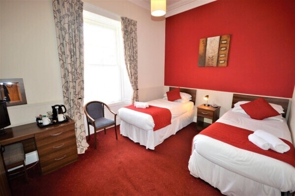 Outstanding Hotel Opportunity in Aberdour, Fife. (ref 1431) Photo 6
