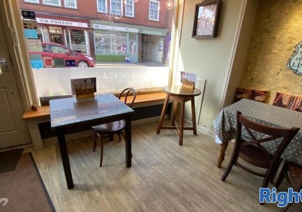 Leasehold Independent Licensed Café Located in Eastwood Photo 7
