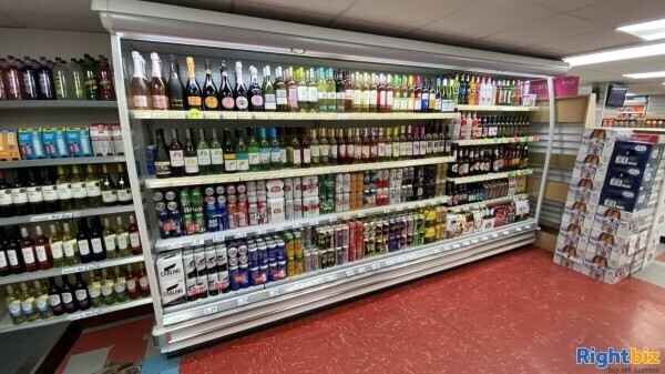 Convenience & Off Licence Store with Well Presented 4 Bedroom Property in Seaside Town Seaham Photo 7