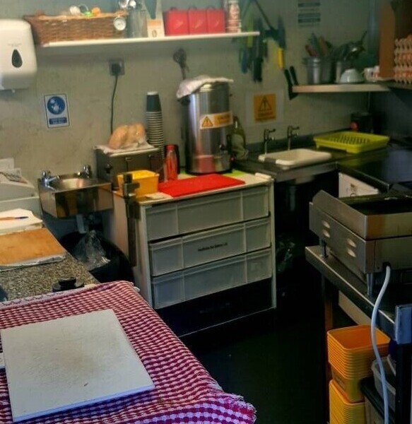 Thriving little Sandwich shop in West Yorkshire Photo 7