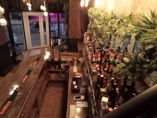 WELL-PRESENTED CONTEMPORARY, FUN BAR SITUATED IN THE HEART OF SOUTHSEA, CLOSE TO PORTSMOUTH Photo 5
