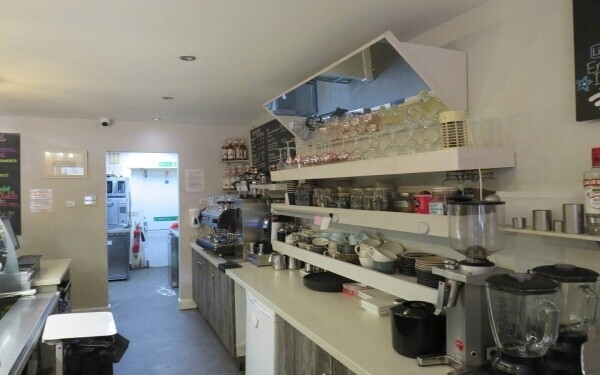 Very Well-known, Popular Café/ Deli Photo 7