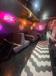 Dessert and Burger Lounge for Sale in Cheshunt Photo 7