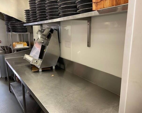 High Turnover Pizza Takeaway North Warwickshire Photo 7