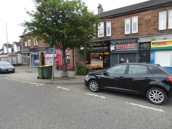Retirement sale. Highly profitable cafe and sandwich shop in Stepps Photo 7
