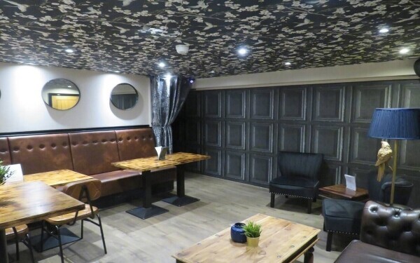 Popular, Innovative Bar and Eatery Photo 7