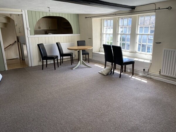 SOMERSET - FREE OF TIE VILLAGE PUB IN 2.37 ACRE PLOT Photo 7