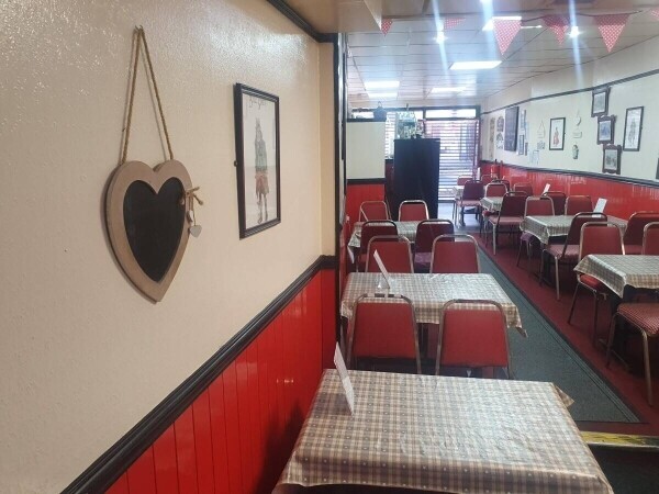 A well-established cafe in a highly sought-after area of Chester-Le-Street. Photo 7