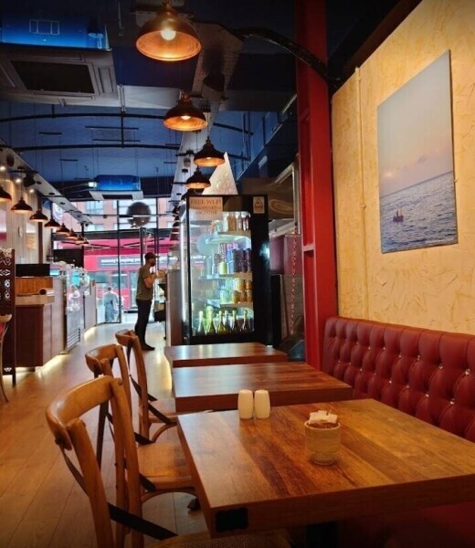 Modern Lebanese Restaurant for Sale in Streatham Hill Photo 7